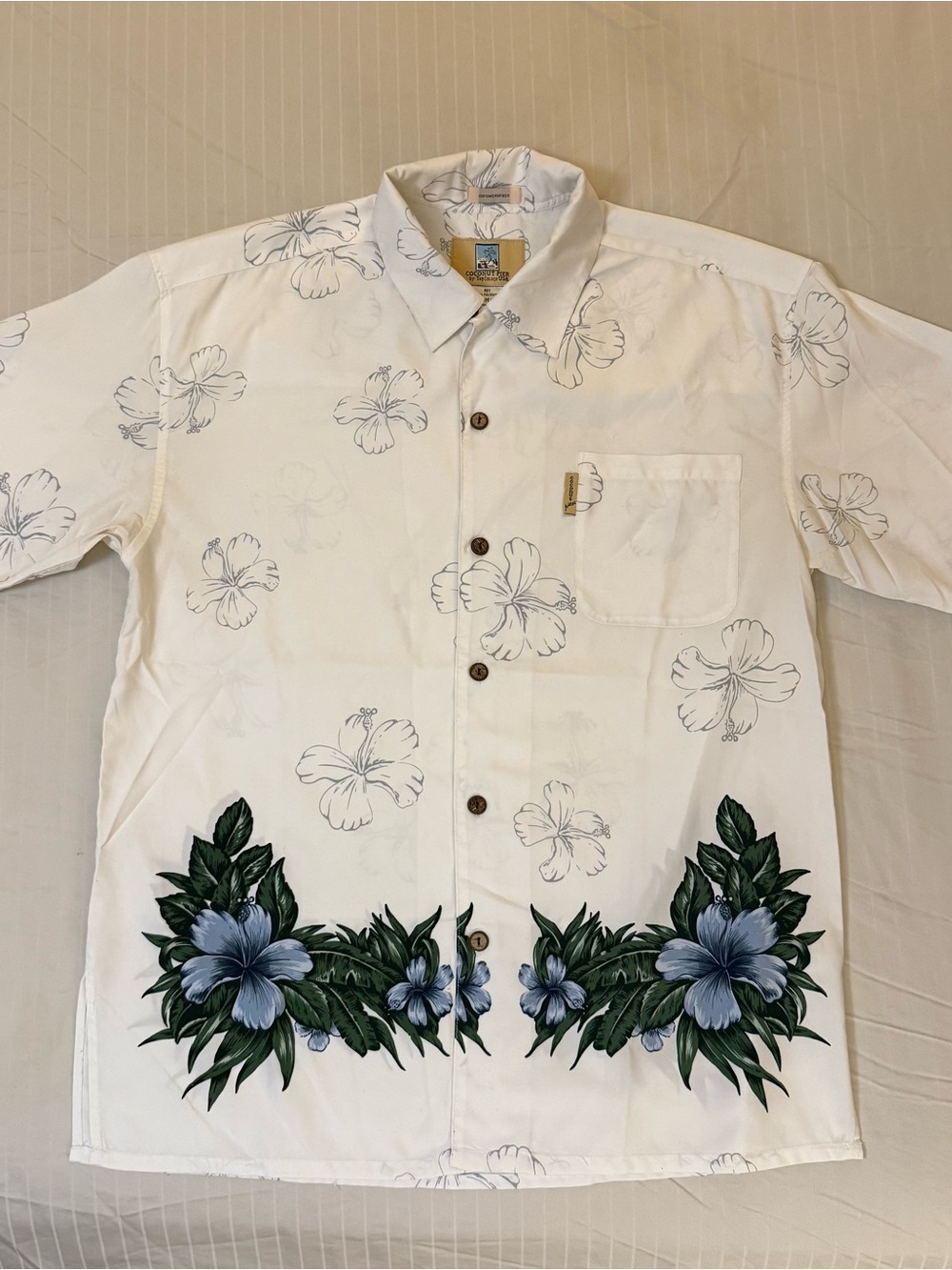 Men's White Floral Button-Down Collared Shirt w/ Pocket & Blue Hibiscus 🌺 sz M